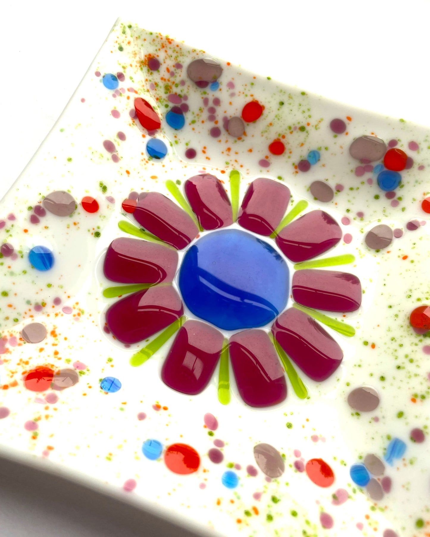 Fused Glass Flower Dish Set – Cranberry & Blue (Set of Two)