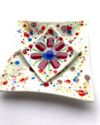 Fused Glass Flower Dish Set – Cranberry & Blue (Set of Two)