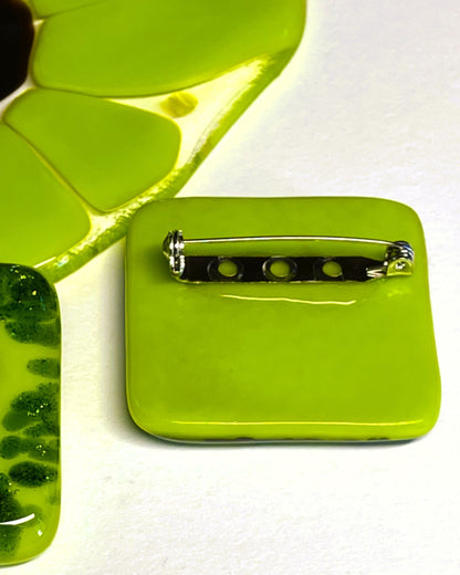 Sparkly Green and Copper Scottie Brooch — Dog Faces Right